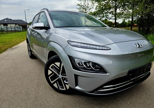 Hyundai Kona cena 99900 przebieg: 13200, rok produkcji 2021 z Pabianice małe 191